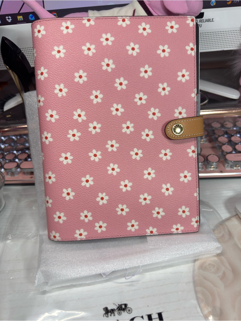Coach Notebook With Floral Print CFA42 Gold NWT NEW RELEASE/ SOLD OUT